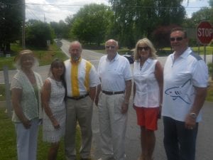 Jeanette McDaris, Cathy McDaris, Tim McDaris, Jim McDaris,Cindy Querry and John Querry