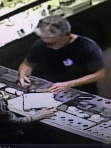 Jewelry Theft, National, Georgia, Fannin County, Gilmer County, Ellijay, Blue Ridge, East Ellijay Police Department, Officer Tommy Long, FBI, North Georgia Diamond, The Blue Ridge Diamond Center, Four Carat Tennis Bracelet, Bill Craig, Robert James Allen, Richard Laracuente, Oregon, Kentucky, Crime Spree