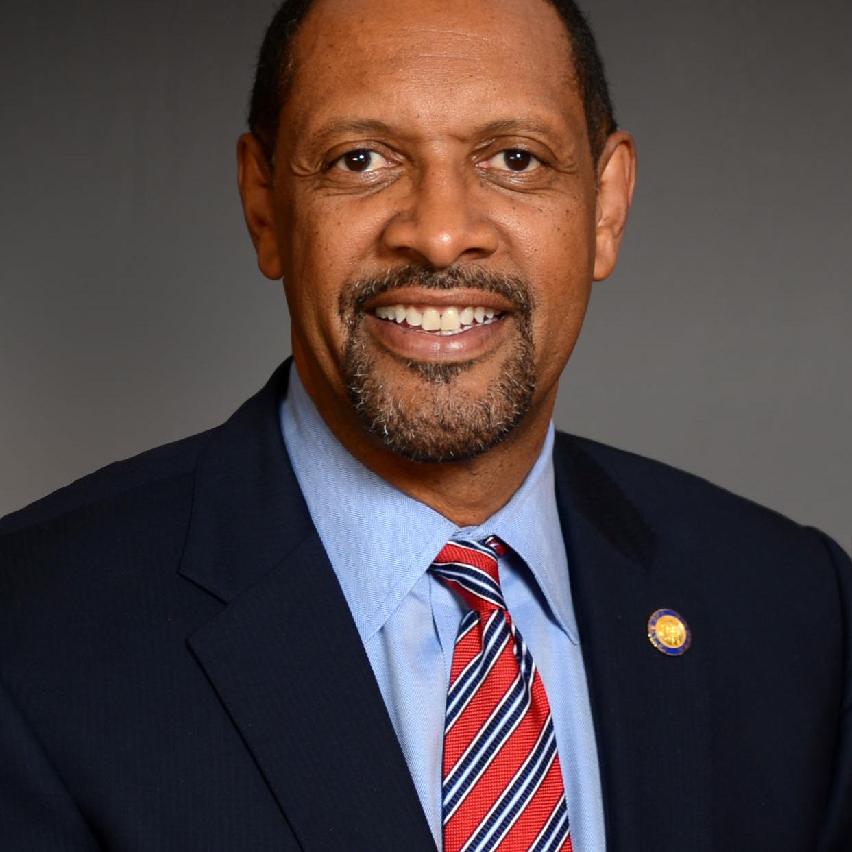 Vernon Jones